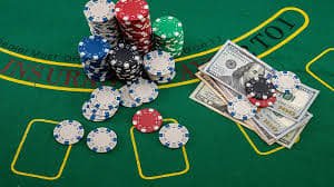 Pengguna menikmati berbagai permainan sportsbook dan slot di mpogalaxy menggunakan perangkat mobile dan desktop